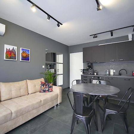 Sunset Apartment Aircon - Self Check-In 24H Breslavia Exterior foto