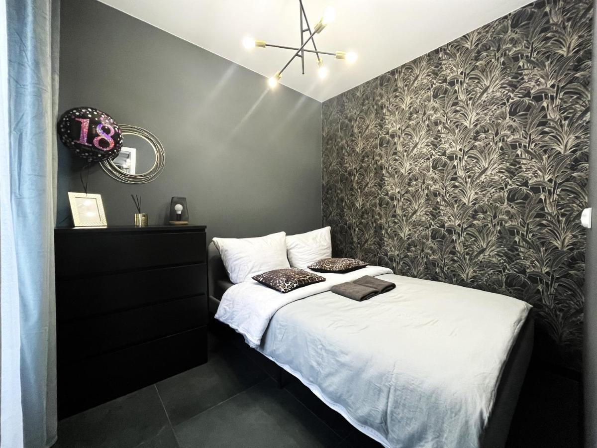 Sunset Apartment Aircon - Self Check-In 24H Breslavia Exterior foto